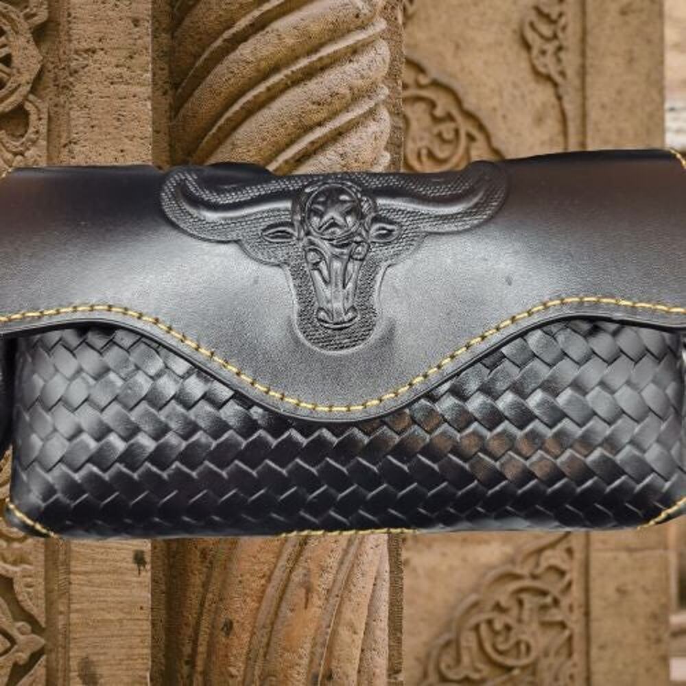 Montana West Longhorn Leather Phone Case   Belt Loop Holster . Black color